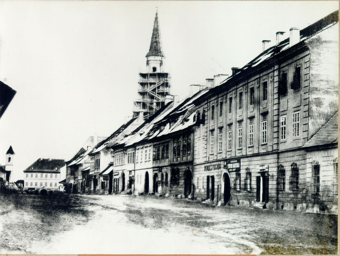 305-1859-latuta sudica a str.30 decembrie
