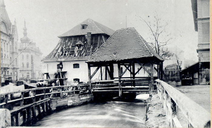 392-1933-demolarea morii de linga posta - clujul vechi