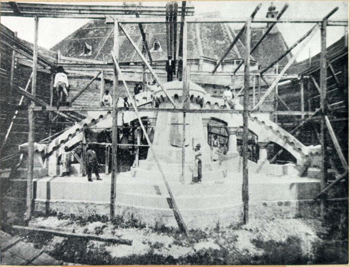 616-1902-soclul statuii lui Matei Corvin este terminat - clujul vechi
