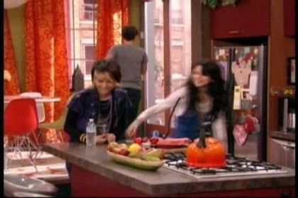 Magicienii din waverly place (15)