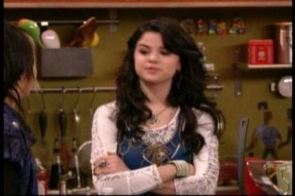 Magicienii din waverly place (16)