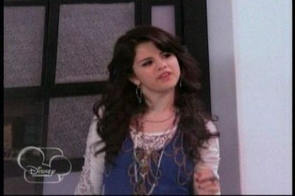 Magicienii din waverly place (46)