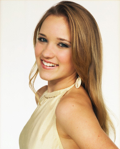 11 - club Emily Osment