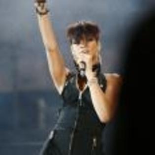 Rihanna_1231372549_3 - Rihanna
