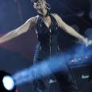 Rihanna_1231372706_2 - Rihanna
