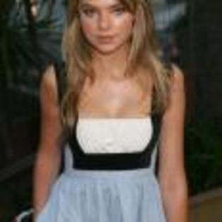 Indiana_Evans_1267725138 - Indiana Evans