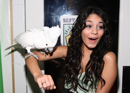 vanessa-hudgens-brazilian-carnival - Actritele mele favorite de Disney