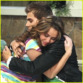 miley-cyrus-cody-linley-one - Hannah Montana - He Could Be The One Full Music Video