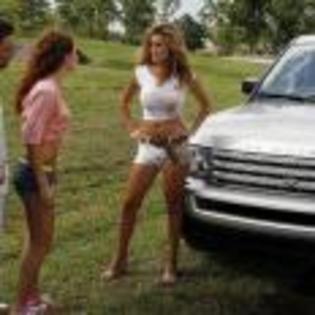 Elizabeth_Gutierrez_1267950342_1