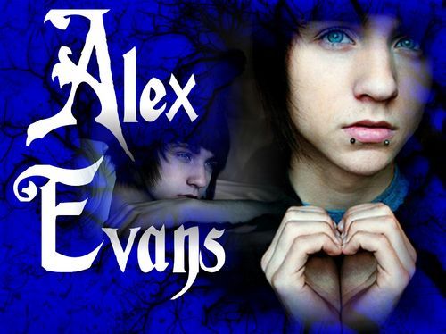 alex-evans-hot-imade-taking--large-msg-123367371807 - stilul punk si cel emo