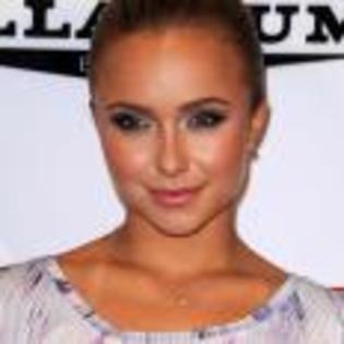 Hayden_Panettiere_1234806081_4