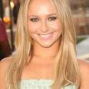 Hayden_Panettiere_1253535954_0