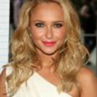 Hayden_Panettiere_1253536012_2