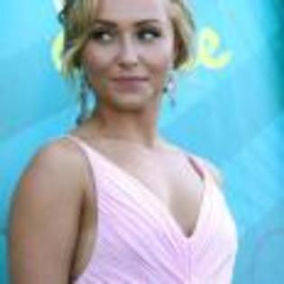 Hayden_Panettiere_1253536233_2