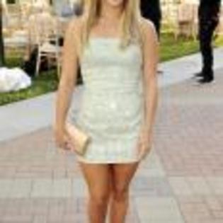 Hayden_Panettiere_1253536282_1