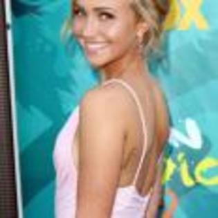 Hayden_Panettiere_1253536432_1 - poze cu Hayden Panettiere