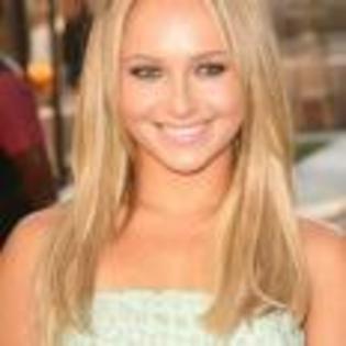 Hayden_Panettiere_1253536695_4