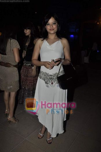 normal_Arzoo%20Govitrikar%2