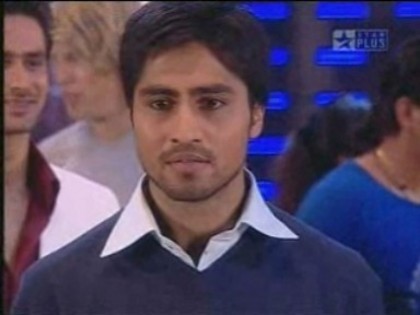 2wgci8g[1] - Kis Desh Mein Hai Mera Dil