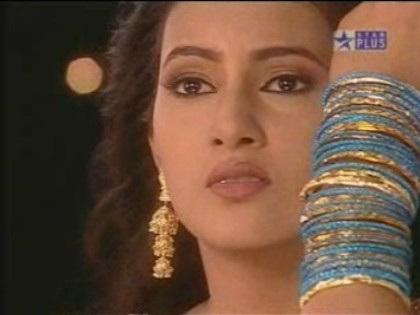 7jtj[1] - Kis Desh Mein Hai Mera Dil
