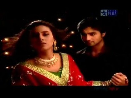 14a2ww[1] - Kis Desh Mein Hai Mera Dil