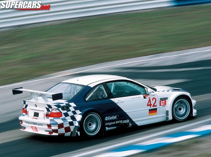 2001_BMW_M3_GTR_02