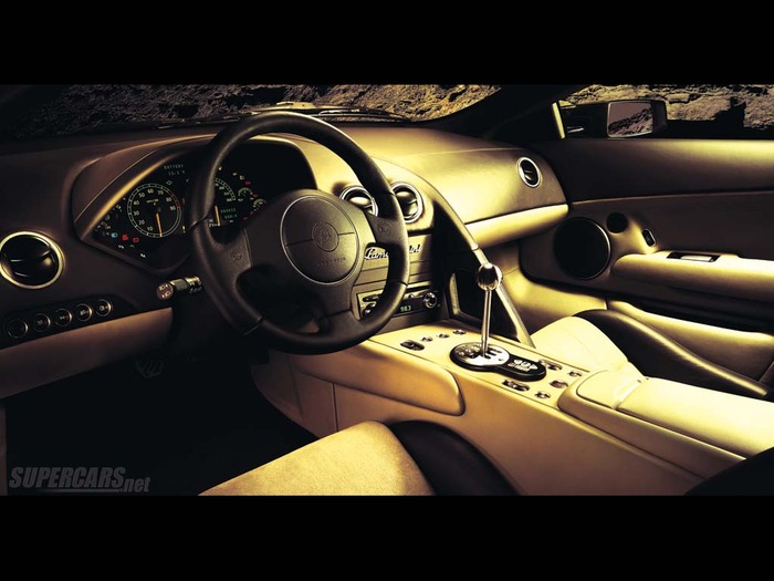 2002_Lamborghini_Murcielago_06