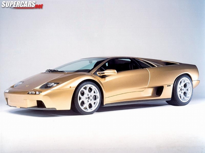 2001_Lamborghini_Diablo_60_SE_02