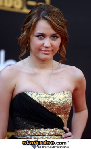 Miley Cyrus-ALO-038951