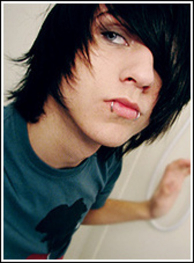 alex-evans--large-msg-119951139773 - Alex evans cool emo