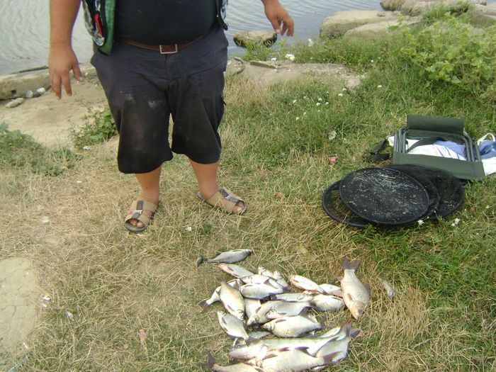 captura pe gurbanesti 2008 (2) - la pescuit 2010