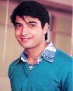 WARQNQAEWTCNRVITZMI[1] - poze cu sharad malhotra