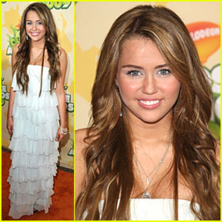 miley-cyrus-2009-kids-choice-awards