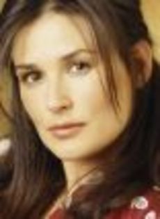 demi-moore-3_crop