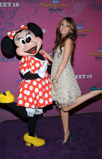 club miley cyrus - club miley cyrus