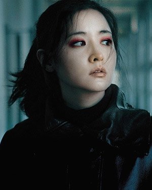 LYA31 - Lee Young Ae