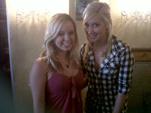 31666x4 - Ashley Tisdale