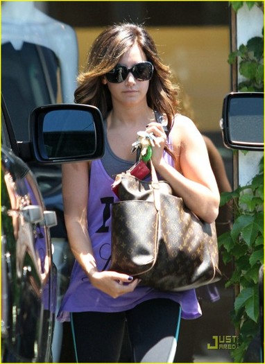 jzw5kx - Ashley Tisdale