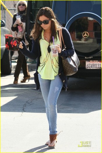 s471jr - Ashley Tisdale