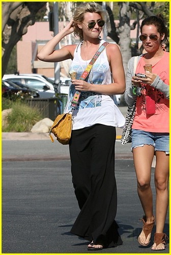 xat384 - Ashley Tisdale