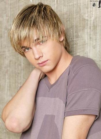 230_xinsrc_3820103240813010194092 - poze cu jesse mccartney