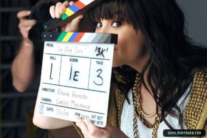 normal_demi-lovato-0022