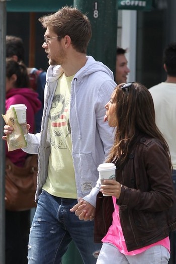 Ashley+and+Scott+ride+together+PxgEmqLWX5Sl - Ashley Tisdale