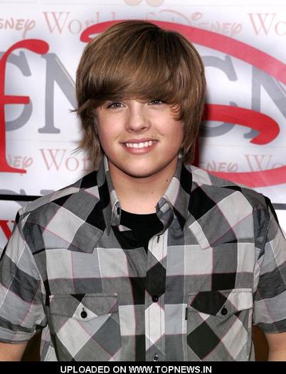 Dylan Sprouse - concurs 7