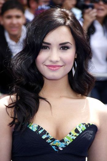 1e13omyttumcttmo - Alte Poze DeMi LoVaTo