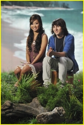 Mitchel si Brenda Song - Mitchel Musso