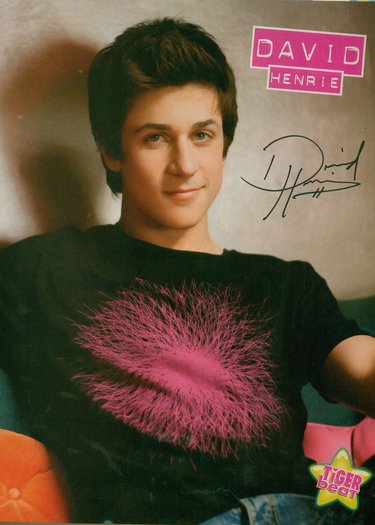 DavidHenrie14 - David Henrie