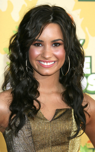 demi_lovato_spl90137_004 - Demi Lovato