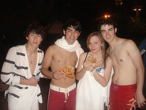 Kevin-Jonas-Shirtless