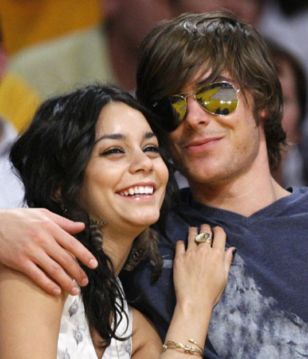 0023ae606f170b56274021 - Vanessa Hudgens and Zac Efron